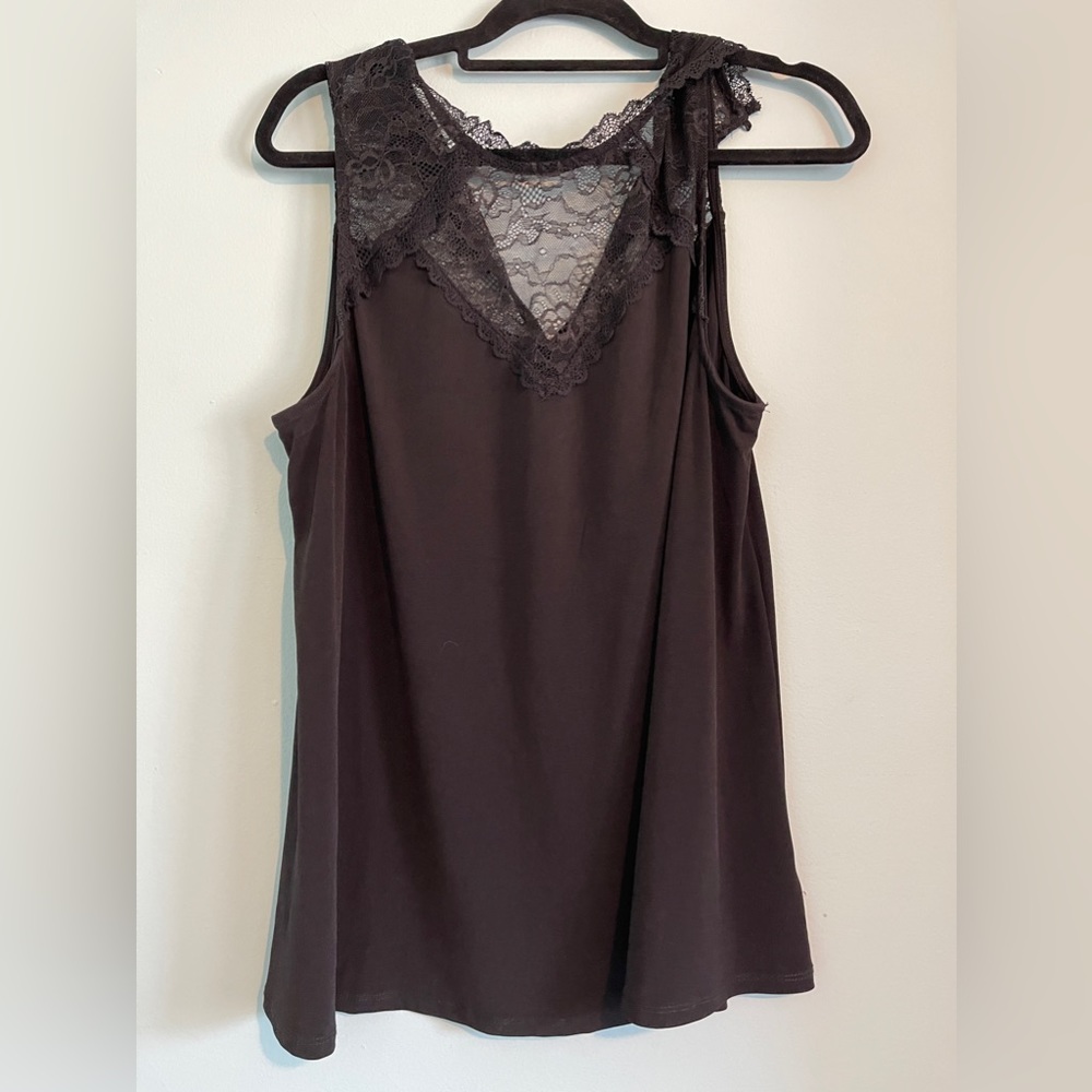 NWT Black and lace Torrid Cami